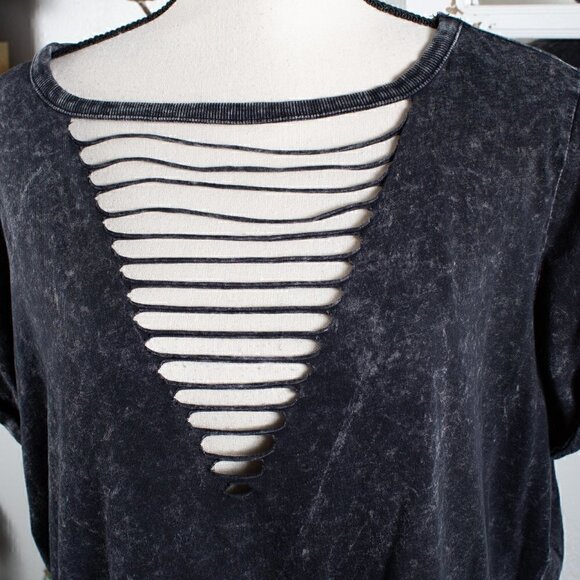Torrid Distressed T-Shirt Size 2 Deep V Neck Cut Out - 2X - Picture 2 of 5